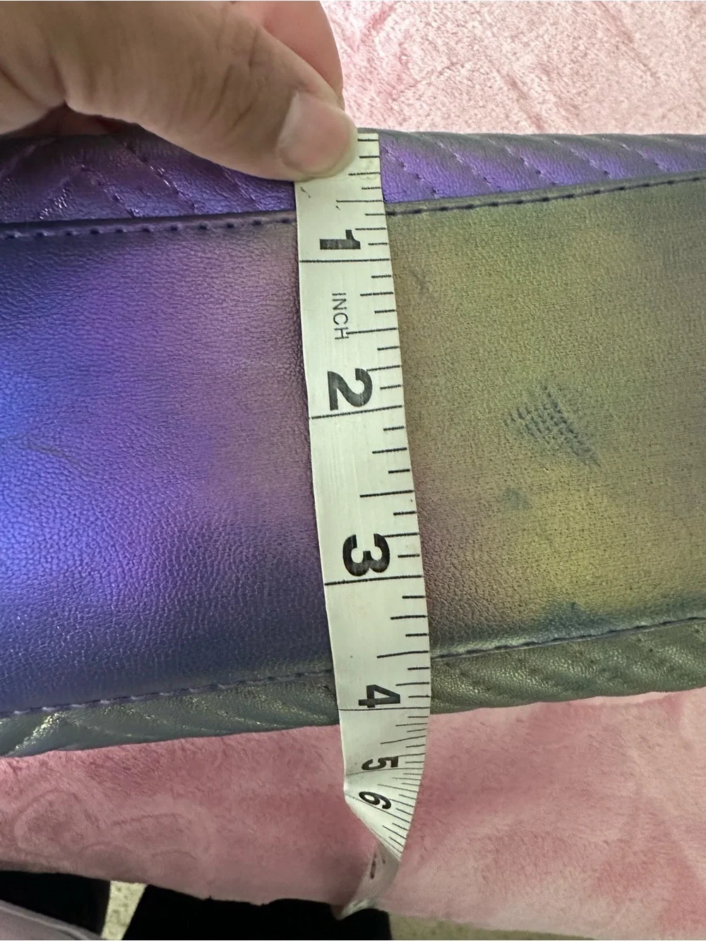 N/A iridescent quilted